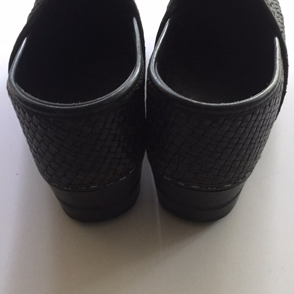 Shoes - Picture 3 of 4